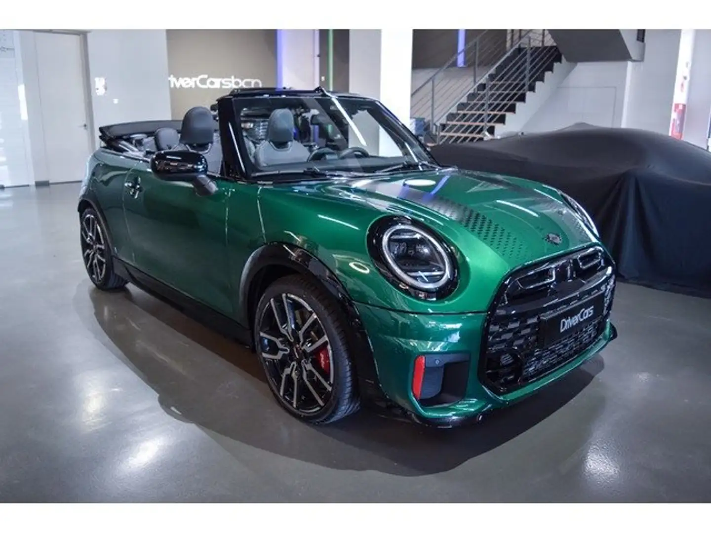 2026 MINI Cooper Cabrio, 4 100 km, Španielsko — foto 1