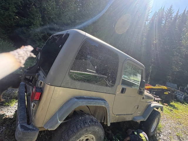 2004 Jeep Tj, 136 000 km, dovoz Kanada — foto 2 z 4
