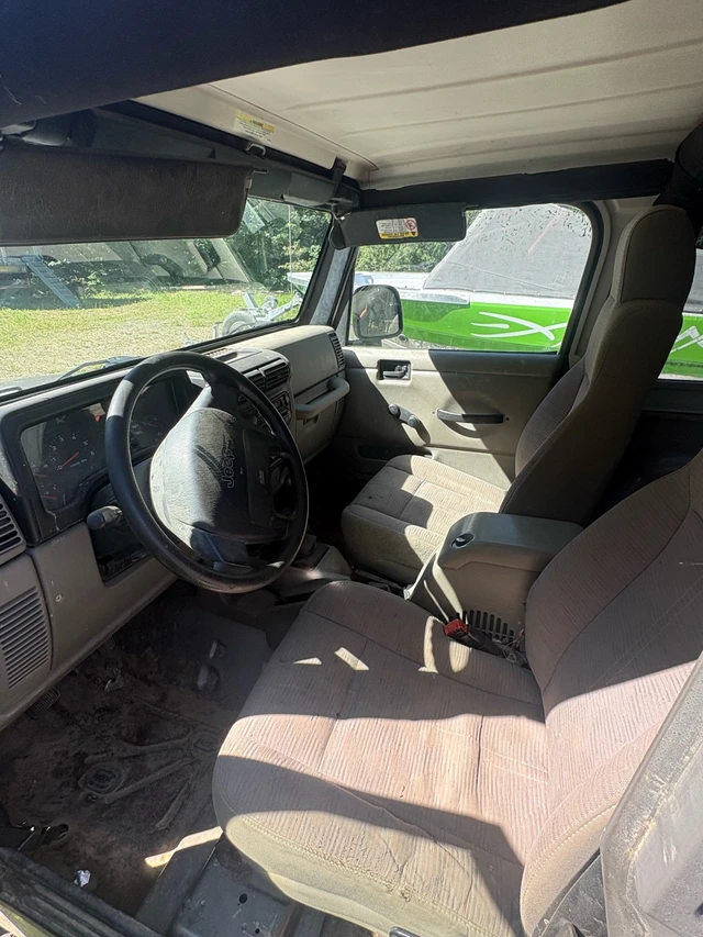 2004 Jeep Tj, 136 000 km, dovoz Kanada — foto 4 z 4