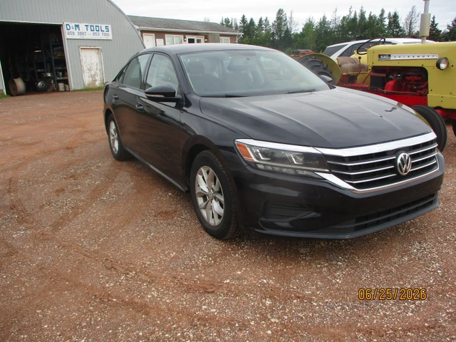 2020 Volkswagen Passat, 200 500 km, dovoz Kanada — foto 1