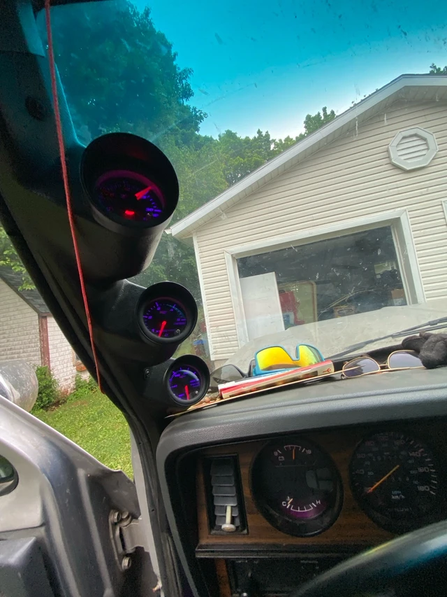 1992 Dodge Ram2500, 297 000 km, dovoz Kanada — foto 5 z 5