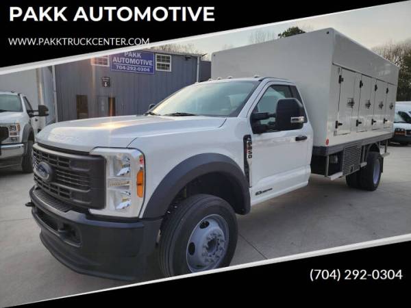 2023 Ford, dovoz USA — foto 1