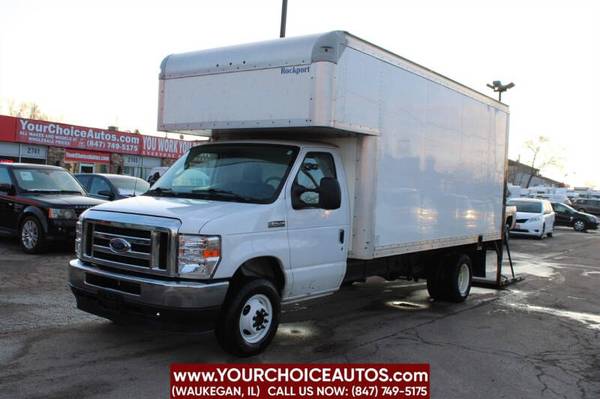 2021 Ford, dovoz USA — foto 3 z 12