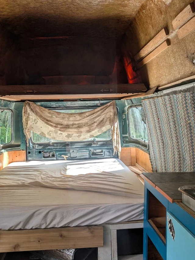 2001 Dodge Ramvan Xl 3500, 230 000 km, dovoz Kanada — foto 5 z 5
