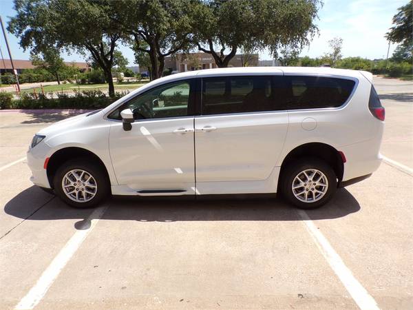 Chrysler, dovoz USA — foto 5 z 12