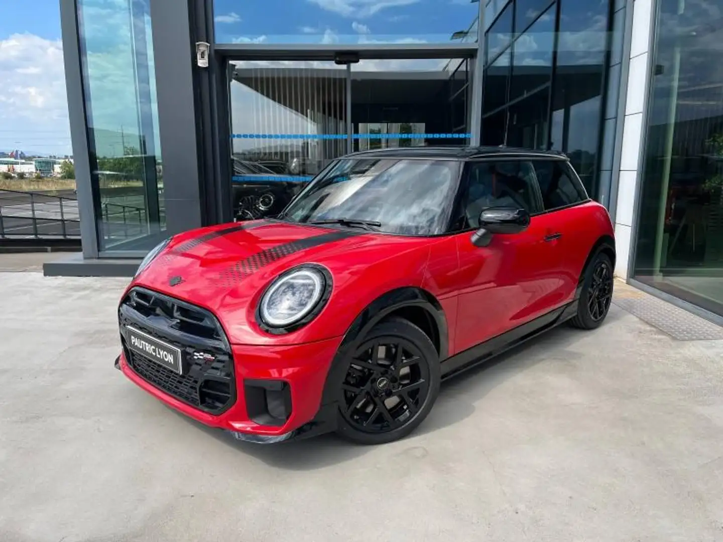2026 MINI Cooper, 11 km, Francúzsko — foto 1