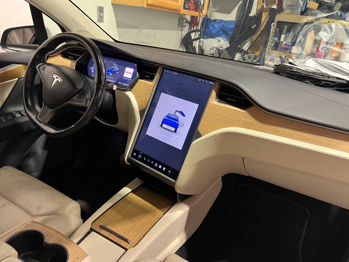 2018 Tesla, dovoz USA — foto 12 z 12