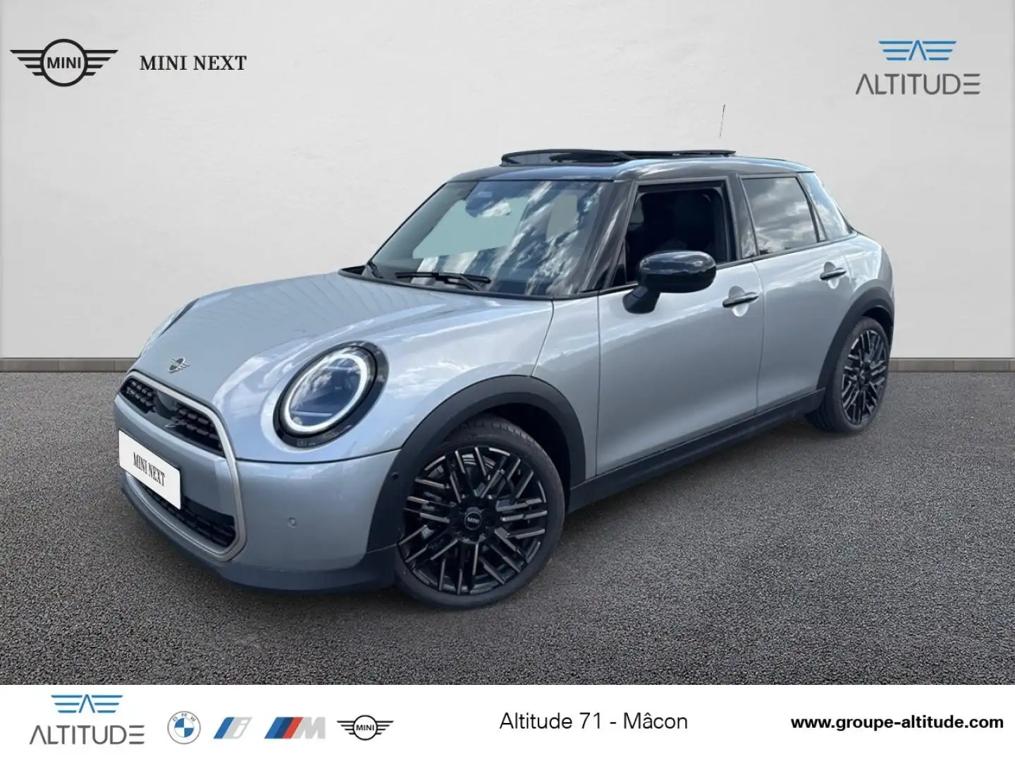 2026 MINI Cooper, 1 100 km, Francúzsko — foto 1