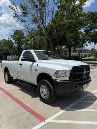 2018 Dodge, dovoz USA — foto 2 z 9