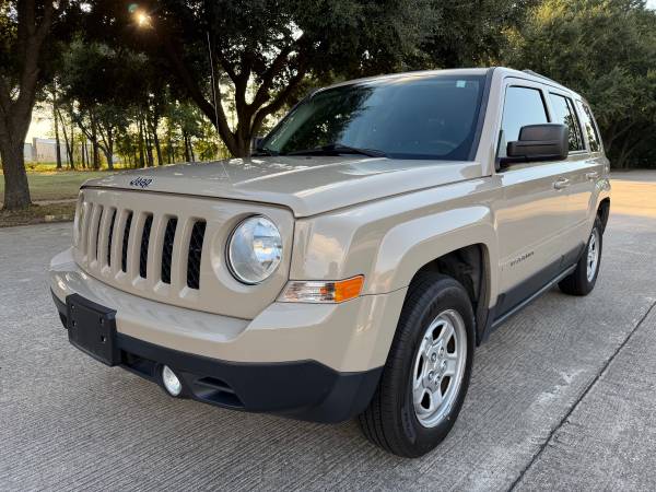 2017 Jeep, dovoz USA — foto 1