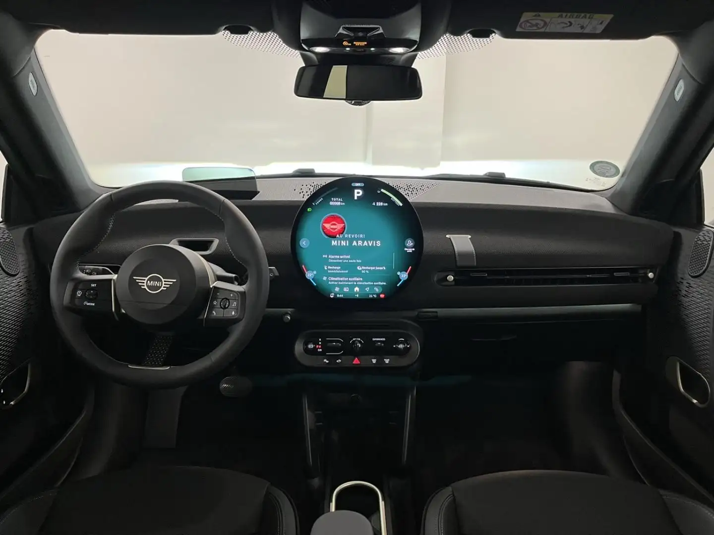 2026 MINI Cooper, 6 000 km, Francúzsko — foto 10 z 12