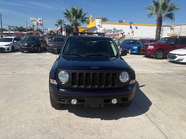 2015 Jeep, dovoz USA — foto 1 z 9 2015 Jeep, dovoz USA — foto 1 z 9