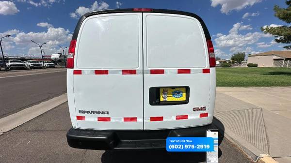 2022 GMC, dovoz USA — foto 3 z 12