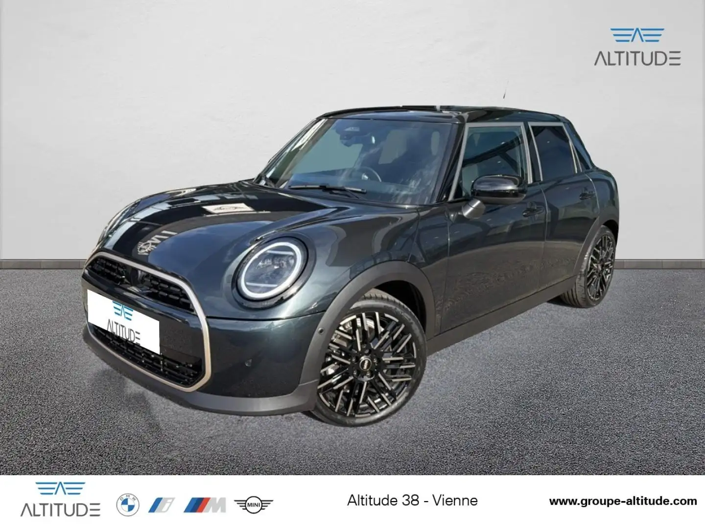 2026 MINI Cooper, 1 000 km, Francúzsko — foto 1