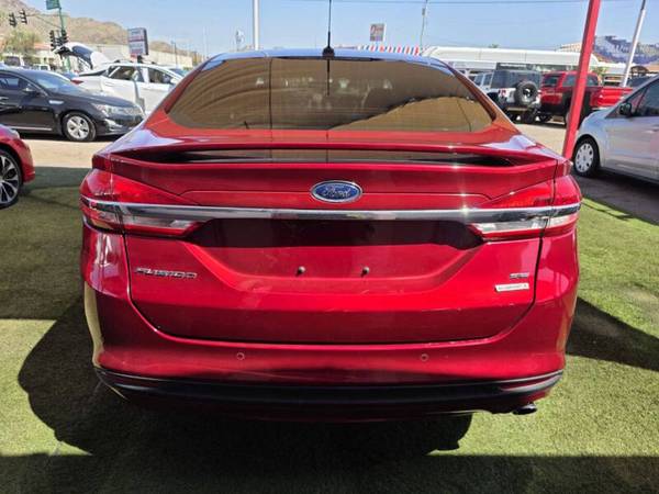 2018 Ford, dovoz USA — foto 6 z 12