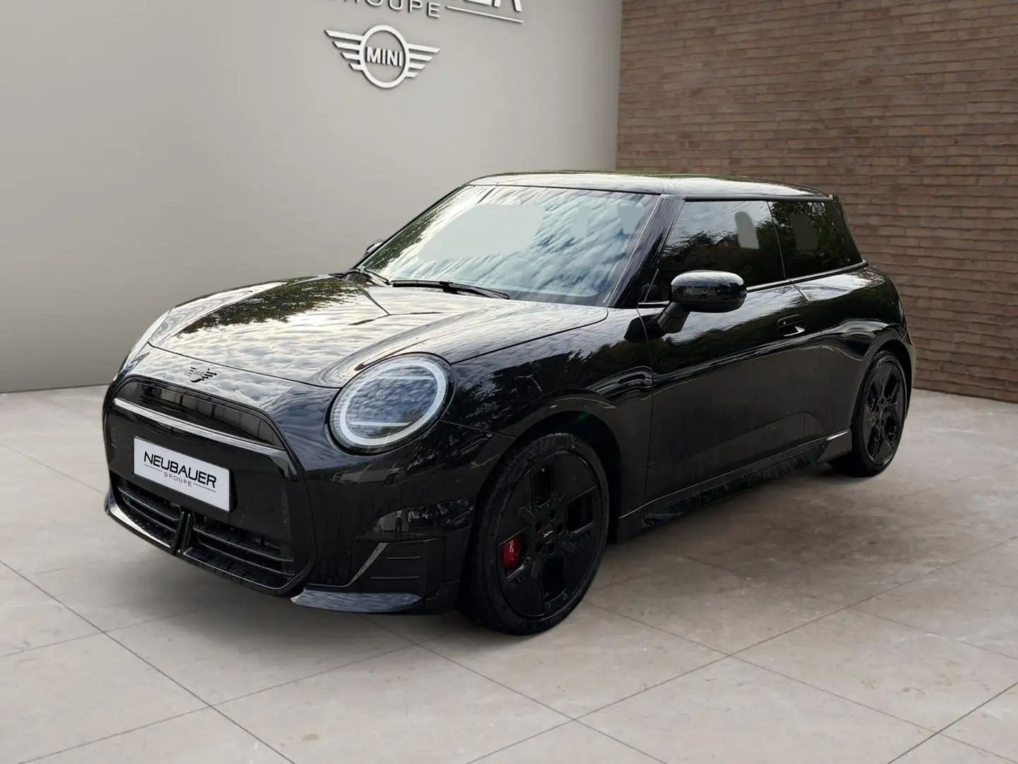 2026 MINI Cooper, 5 700 km, Francúzsko — foto 1