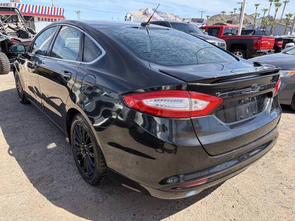 2014 Ford, dovoz USA — foto 9 z 12