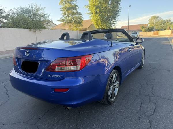 2015 Lexus, dovoz USA — foto 4 z 12
