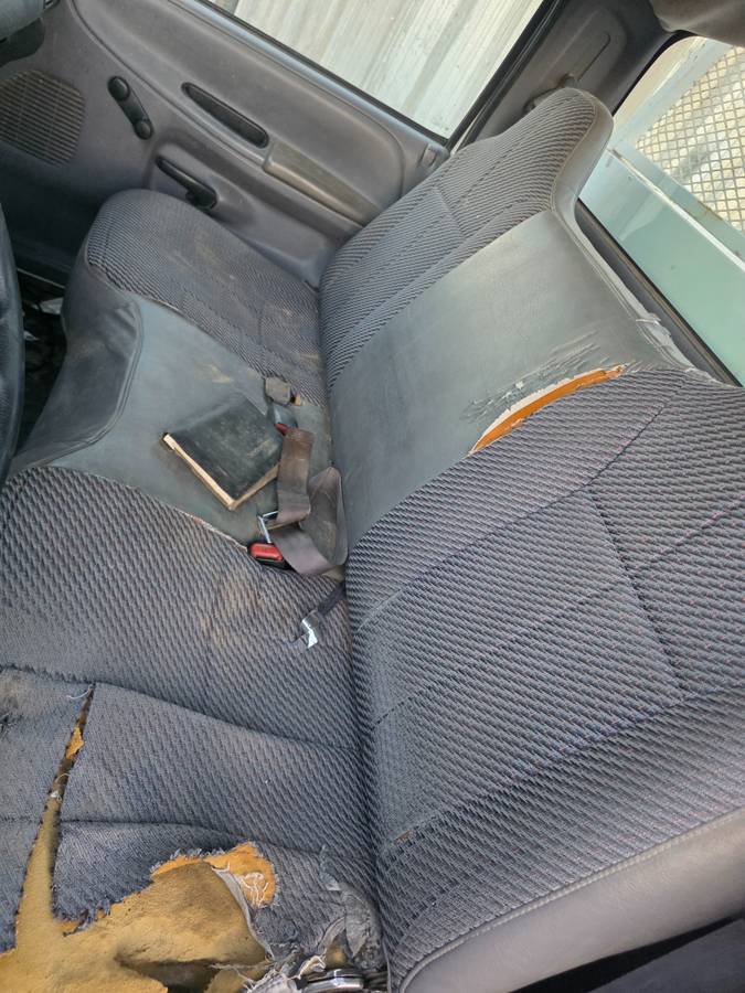 1999 Dodge, dovoz USA — foto 11 z 12