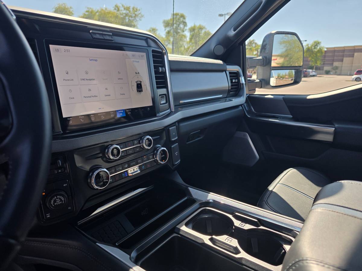 2026 Ford, dovoz USA — foto 12 z 12