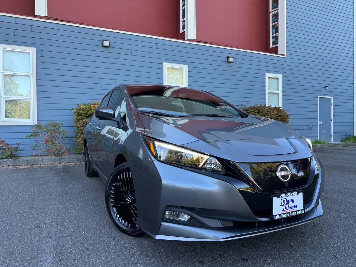 2024 Nissan, dovoz USA — foto 1