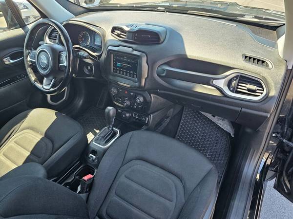 2018 Jeep, dovoz USA — foto 11 z 12