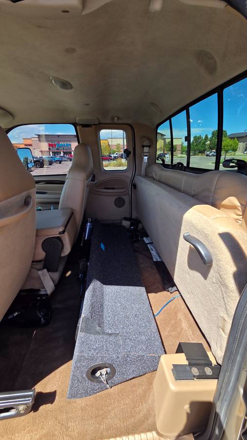 2002 Dodge, dovoz USA — foto 11 z 12