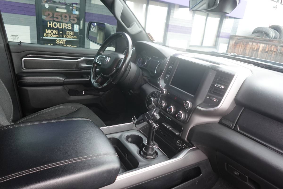2019 Dodge, dovoz USA — foto 11 z 12