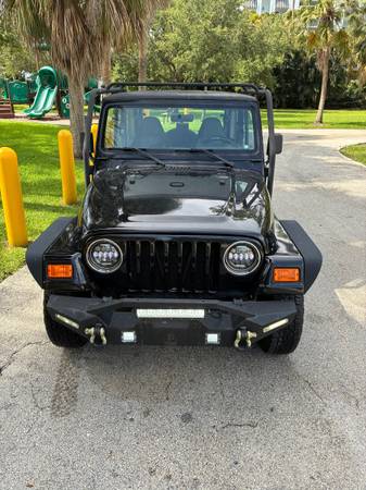 2000 Jeep, dovoz USA — foto 1