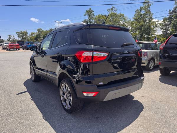 2019 Ford, dovoz USA — foto 3 z 12