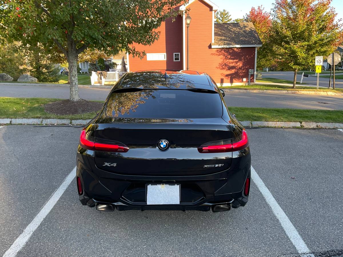 2024 BMW, čierna, dovoz USA — foto 12 z 12