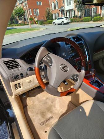 2012 Lexus, dovoz USA — foto 7 z 12