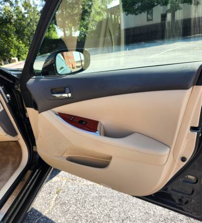 2012 Lexus, dovoz USA — foto 8 z 12