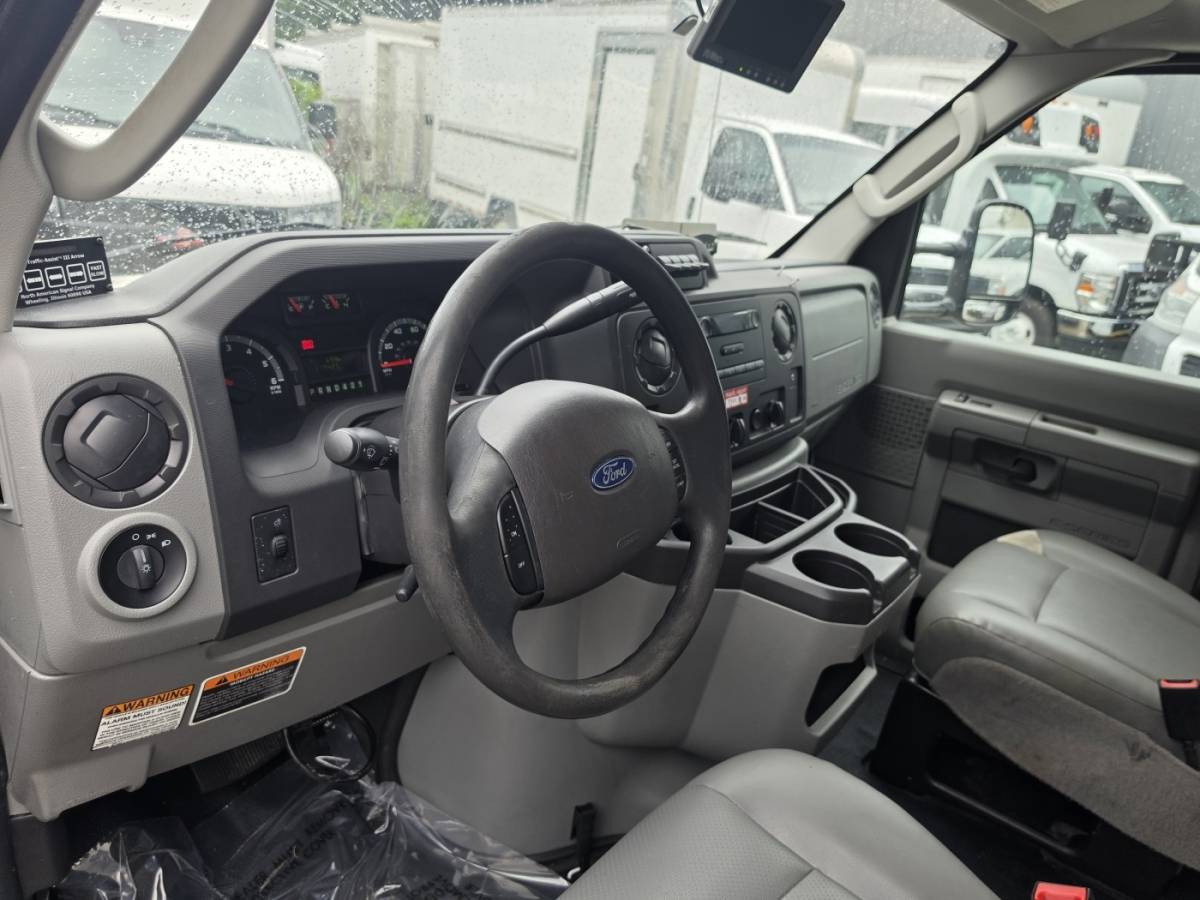 2019 Ford, dovoz USA — foto 11 z 12