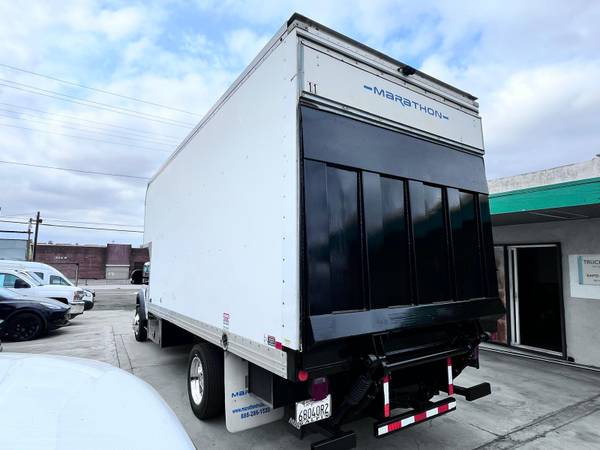 2019 Ford, dovoz USA — foto 4 z 12