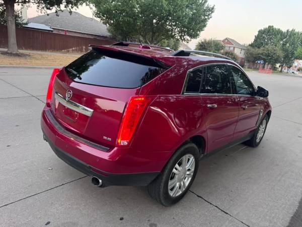 2016 Cadillac, dovoz USA — foto 5 z 12