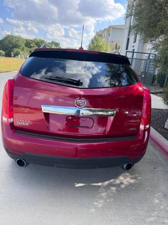 2016 Cadillac, dovoz USA — foto 6 z 12