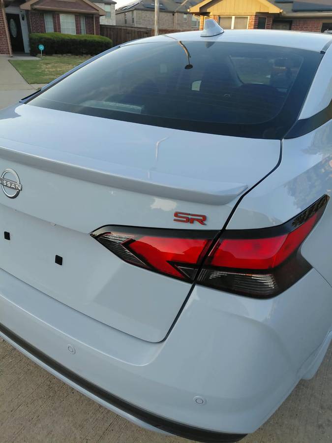 2023 Nissan, dovoz USA — foto 6 z 12