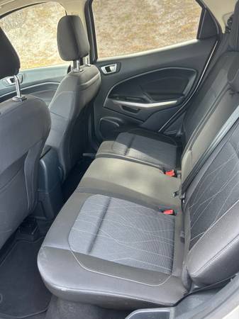 2018 Ford, dovoz USA — foto 12 z 12