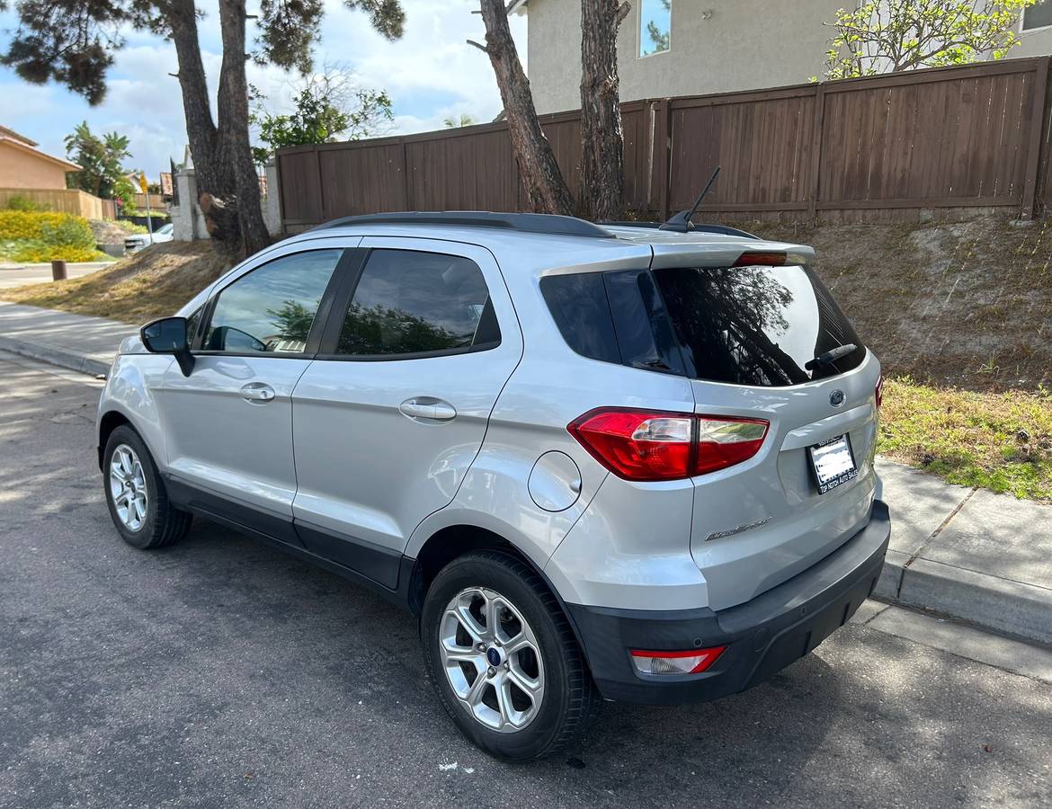 2018 Ford, dovoz USA — foto 6 z 12