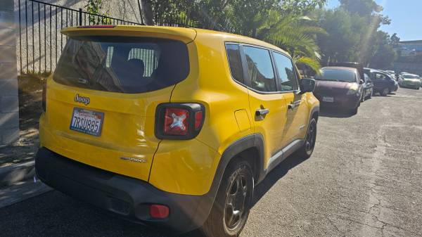 2015 Jeep, dovoz USA — foto 8 z 12