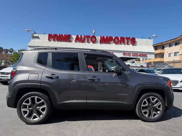 2016 Jeep, dovoz USA — foto 1 z 12 2016 Jeep, dovoz USA — foto 1 z 12