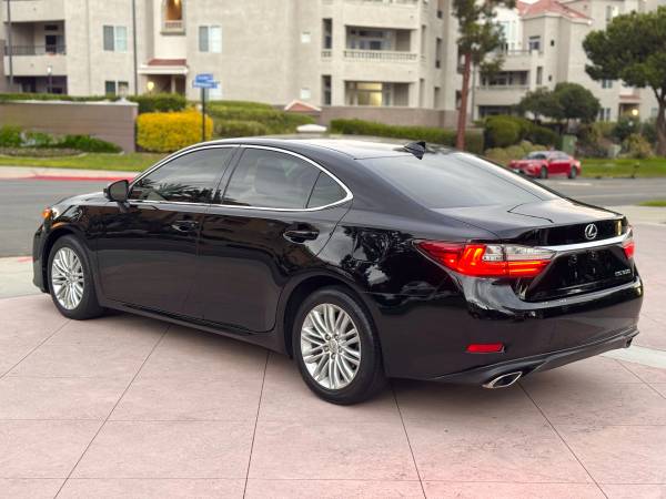 2016 Lexus, dovoz USA — foto 1 z 12 2016 Lexus, dovoz USA — foto 1 z 12