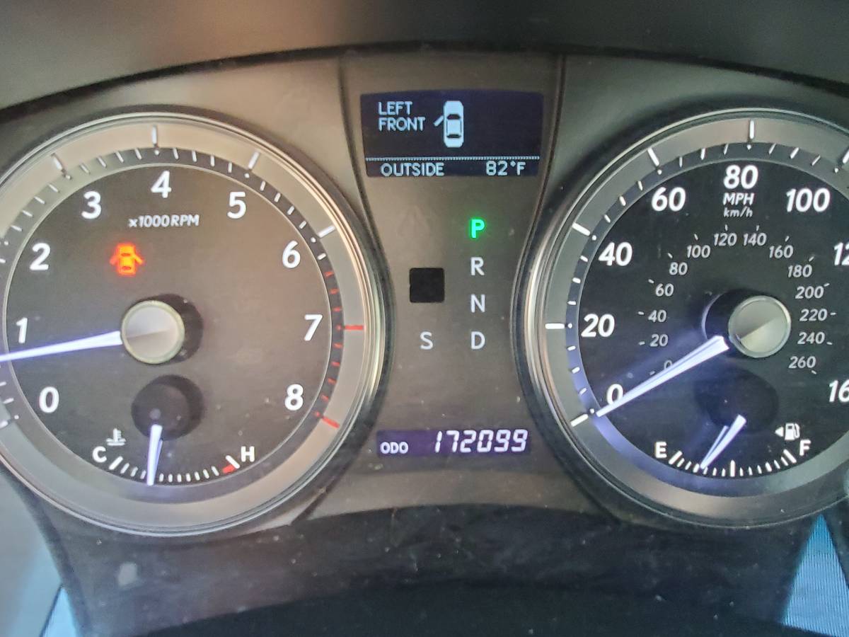 2010 Lexus, béžová, dovoz USA — foto 9 z 12
