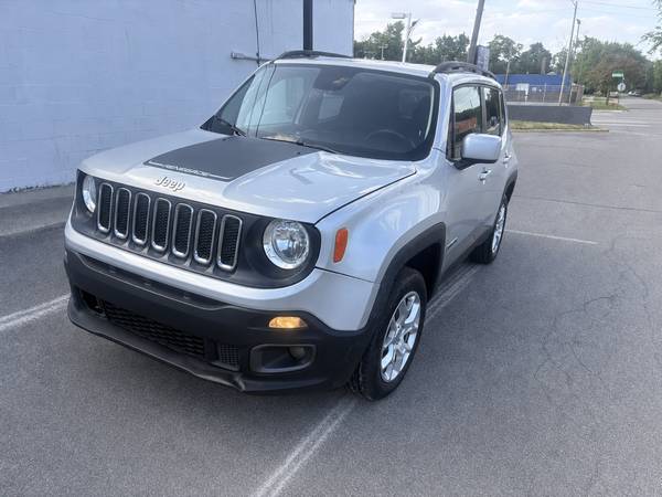 2017 Jeep, dovoz USA — foto 3 z 12