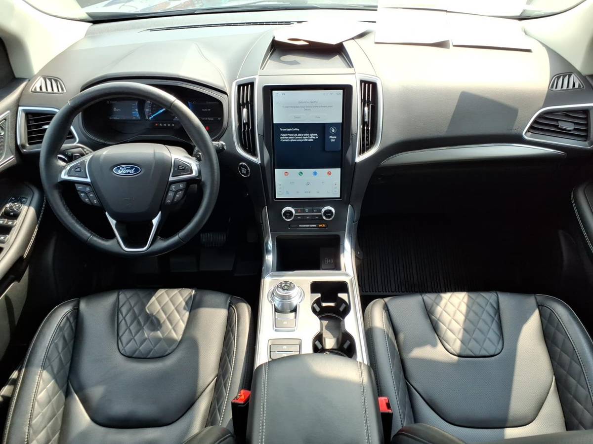 2024 Ford, dovoz USA — foto 9 z 12