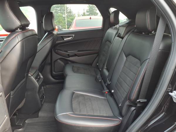 2024 Ford, dovoz USA — foto 9 z 12