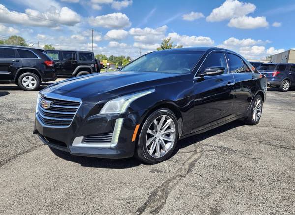 2016 Cadillac, dovoz USA — foto 7 z 12