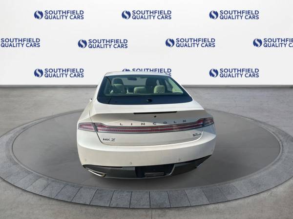2015 Lincoln, biela, dovoz USA — foto 4 z 9