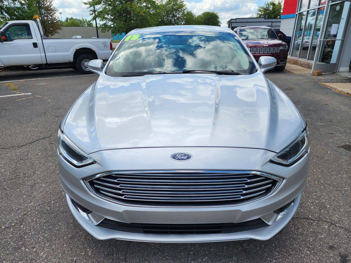 2018 Ford, dovoz USA — foto 2 z 12